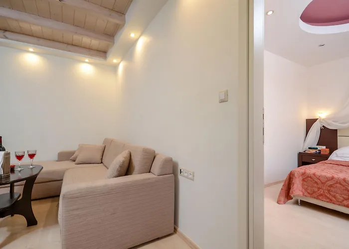 Апарт-отель Aeolis Boutique 3*