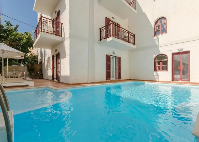 Апарт-отель Aeolis Boutique Naxos City