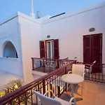Aeolis Boutique