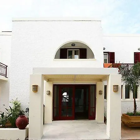 アパートホテル Aeolis Boutique Naxos City