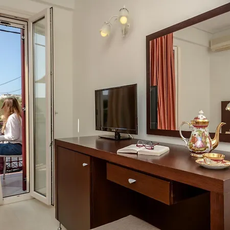 מלון דירות Aeolis Boutique 3*