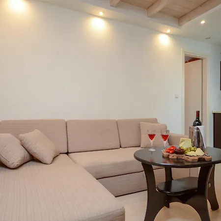 Апарт-отель Aeolis Boutique 3*