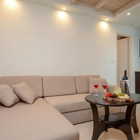 Hotel apartamentowy Aeolis Boutique 3*