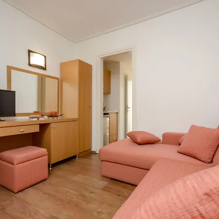 Апарт-отель Aeolis Boutique 3*