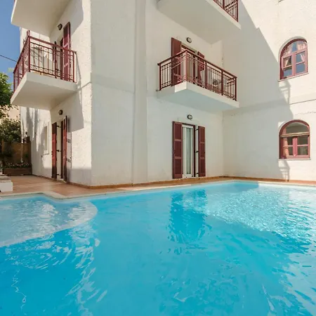 מלון דירות Aeolis Boutique Naxos City