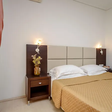 Hotel apartamentowy Aeolis Boutique Naxos City